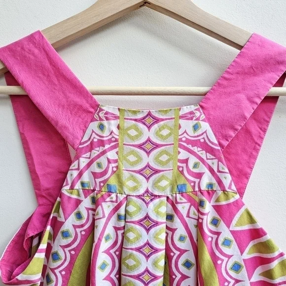 100% Silk Geometric Print Pink And Green Bib Front Banana Republic Top, Size XS - Picture 4 of 9